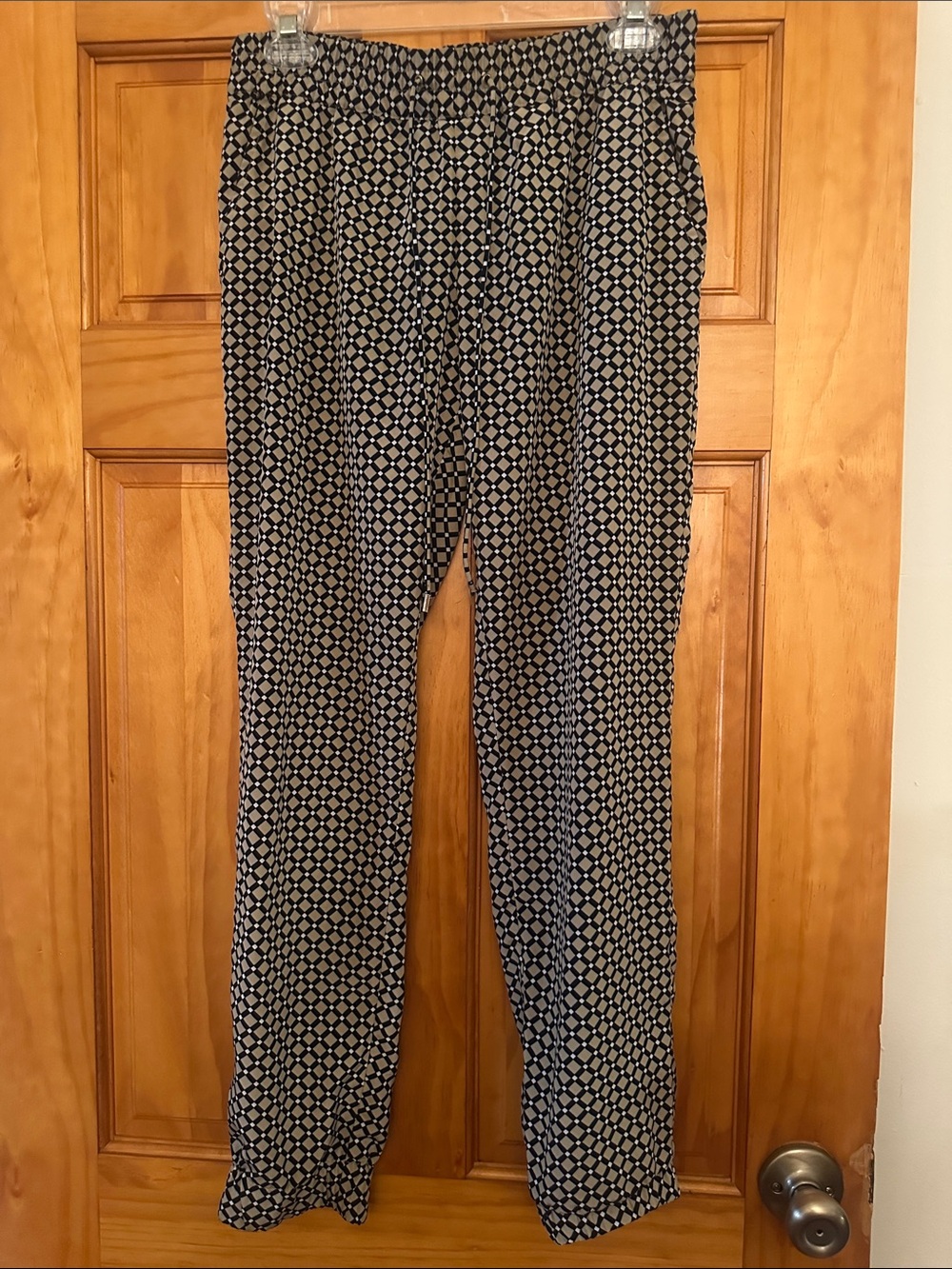MICHAEL Michael Kors Black and White Geometric Straight Leg Pants